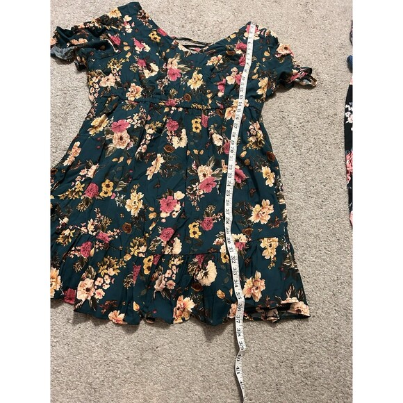 Torrid 2 Dress Real Green Floral Challis‎ Tiered Skater Corset Back Plus Strappy - Picture 6 of 10